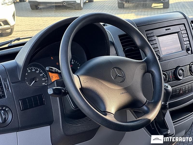 Mercedes Sprinter 2017 — Миниатюра 7