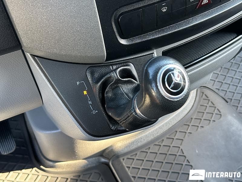 Mercedes Sprinter 2017 — Миниатюра 12