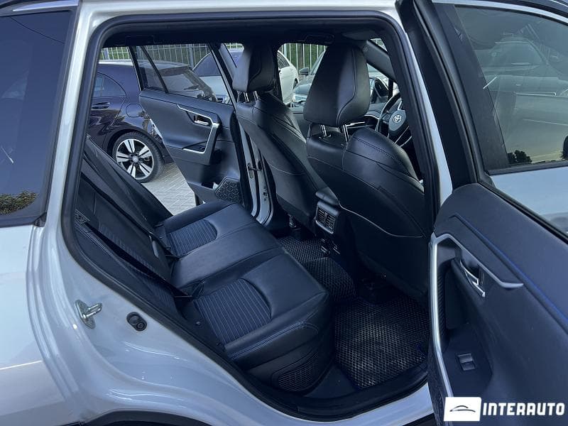 Toyota Rav-4 2023 — Миниатюра 8