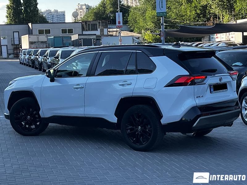 Toyota Rav-4 2023 — Миниатюра 2