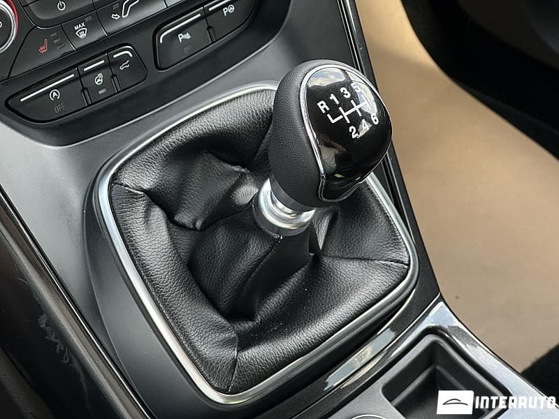 Ford Kuga 2016 — Миниатюра 12