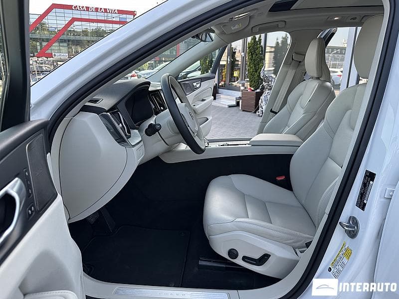 Volvo XC 60 2024 — Миниатюра 5