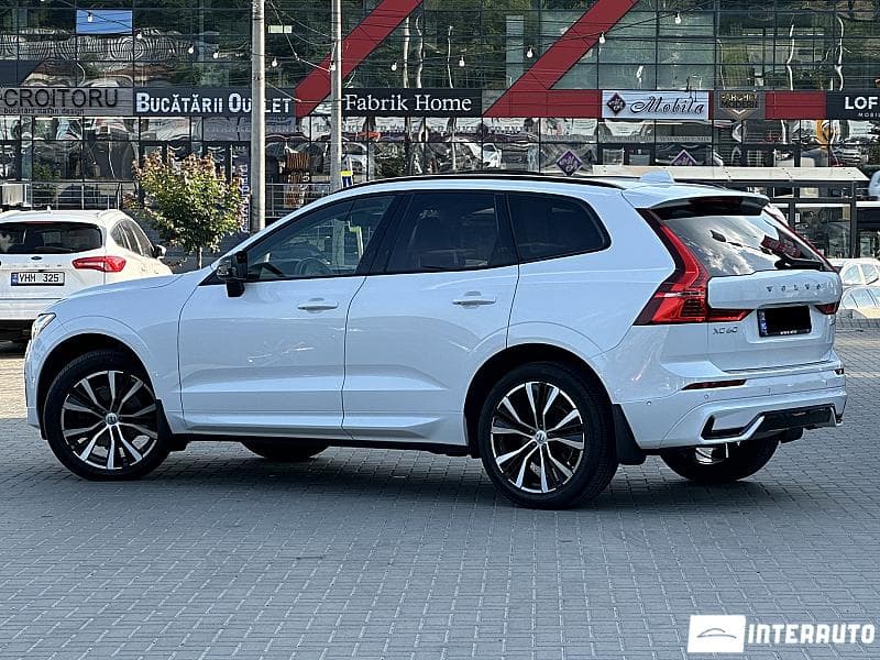 Volvo XC 60 2024 — Миниатюра 4