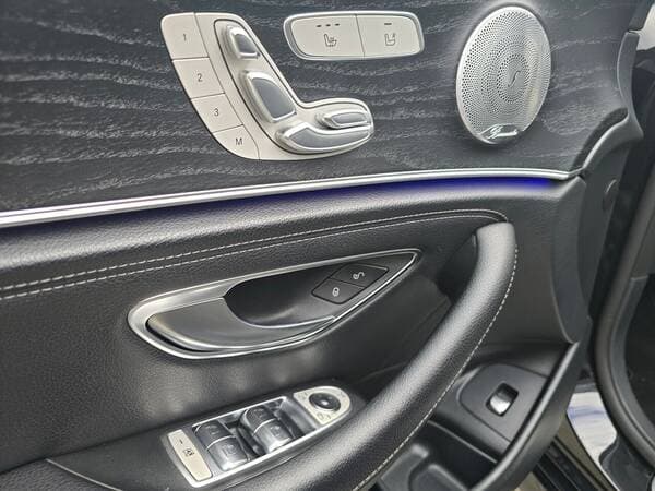 2019 Mercedes E 220 — Miniatură 21