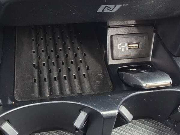 2019 Mercedes E 220 — Miniatură 23