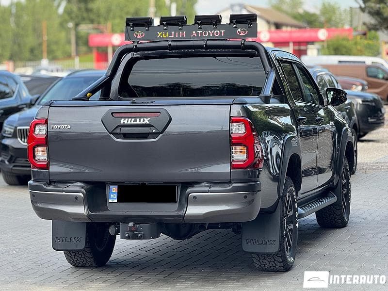 Toyota Hilux 2024 — Миниатюра 2