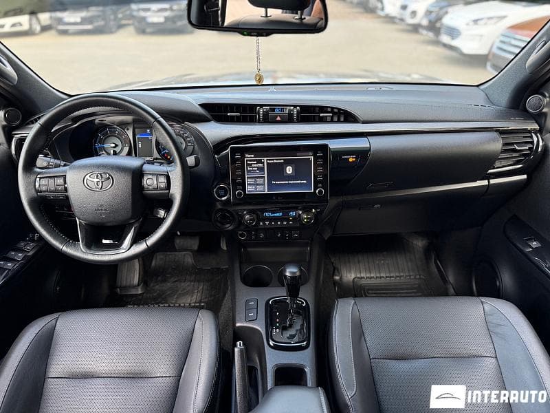 Toyota Hilux 2024 — Миниатюра 9