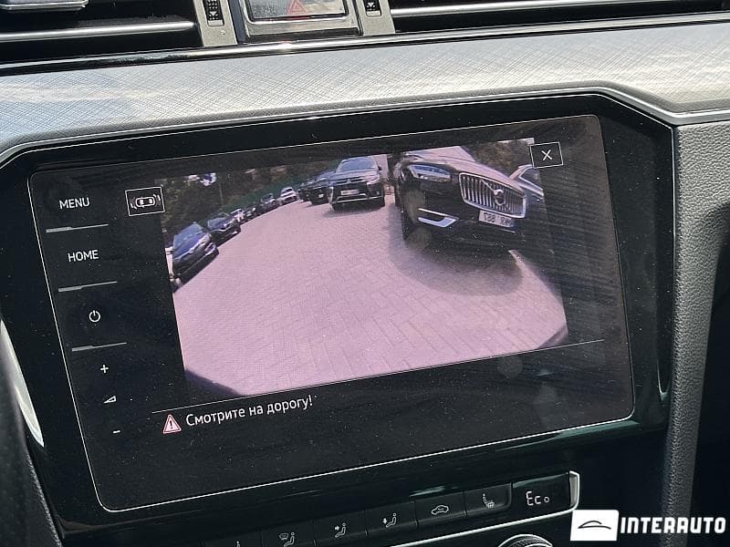Volkswagen Passat GTE 2019 — Миниатюра 10