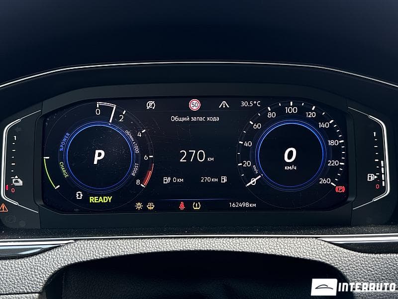 Volkswagen Passat GTE 2019 — Миниатюра 8