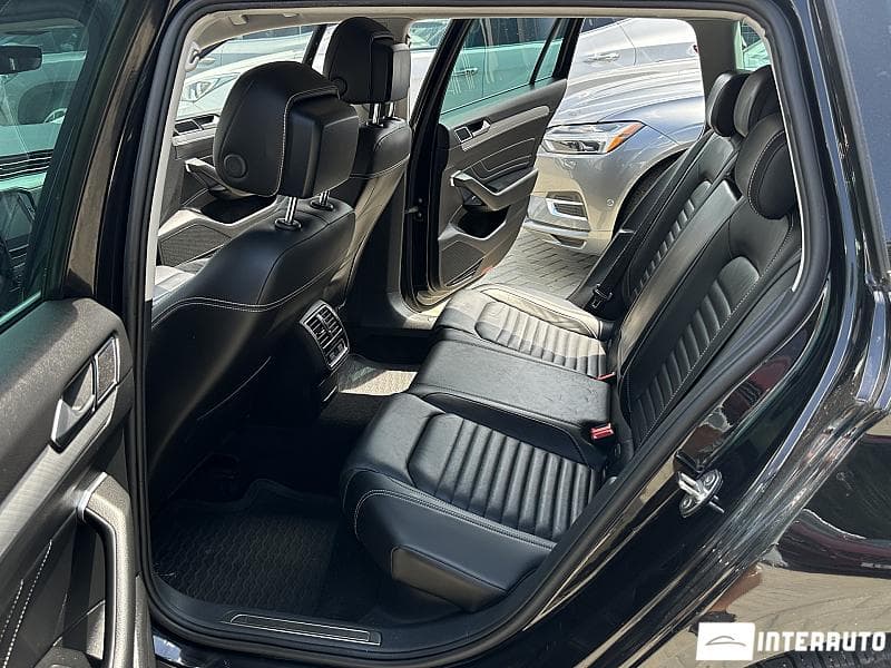 Volkswagen Passat GTE 2019 — Миниатюра 13