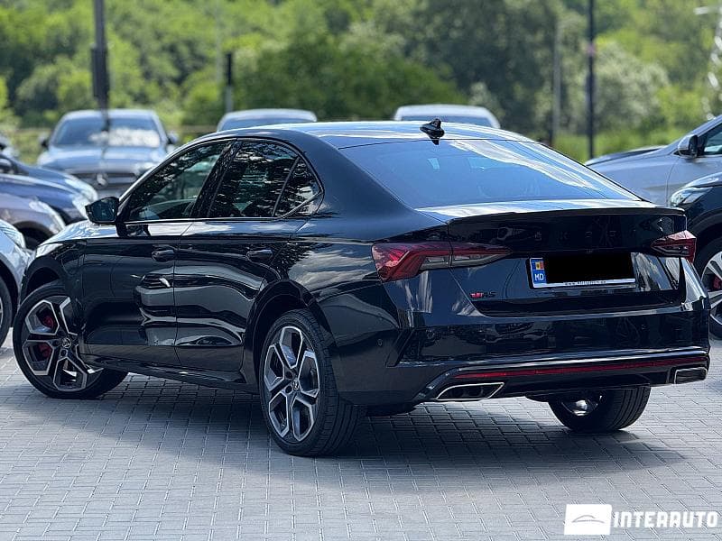 Skoda Octavia RS 2023 — Миниатюра 4