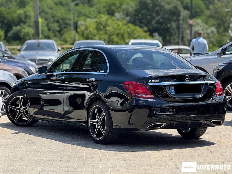 Mercedes C 300 2016 — Миниатюра 4