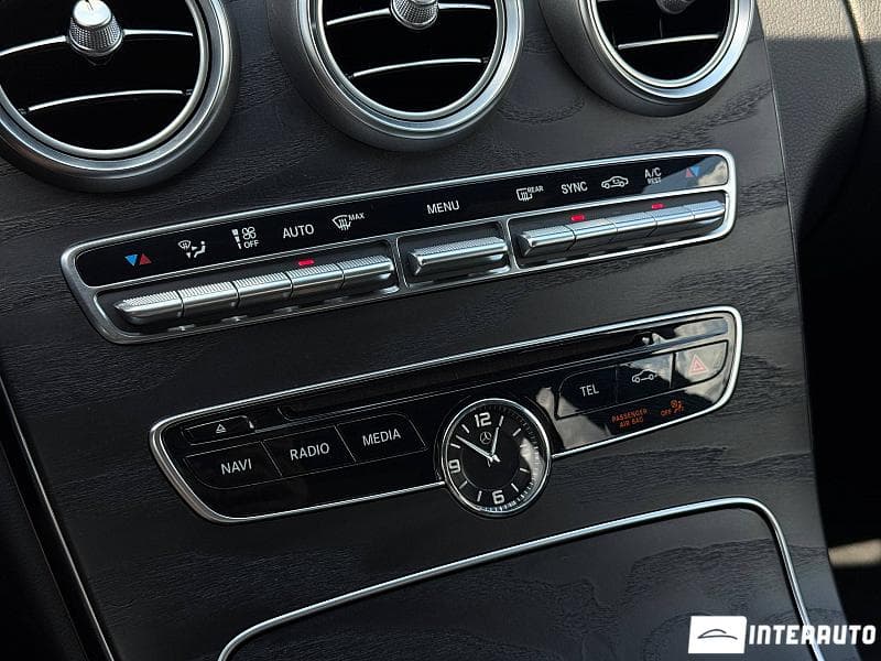 Mercedes C 300 2016 — Миниатюра 11
