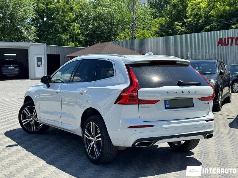 Volvo XC 60 2017 — Миниатюра 16
