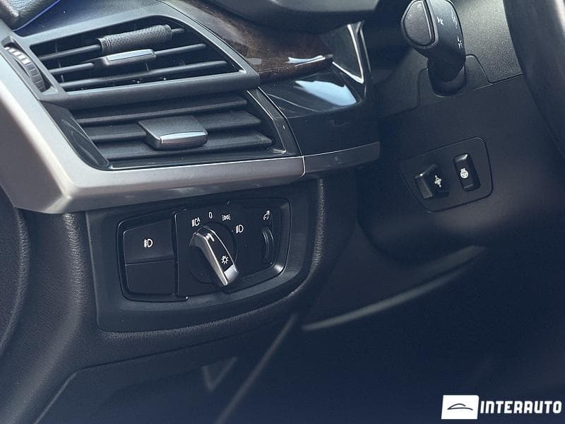 2016 BMW X5 4.0e — Miniatură 10