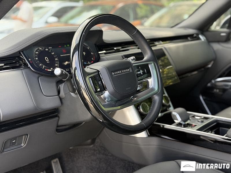Land Rover Range Rover Vogue 2023 — Миниатюра 13