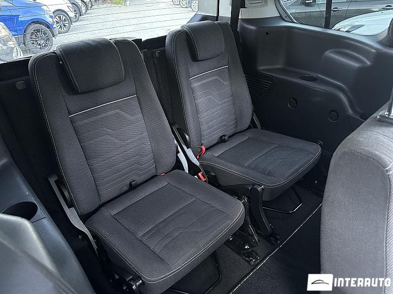Ford Tourneo Connect 2016 — Миниатюра 15