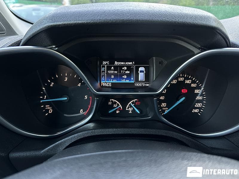 Ford Tourneo Connect 2016 — Миниатюра 8