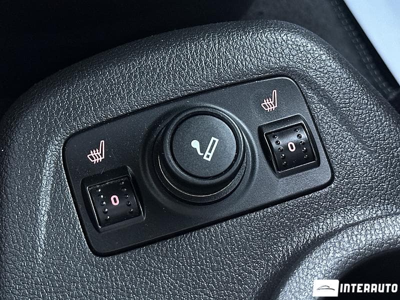 Ford Tourneo Connect 2016 — Миниатюра 13
