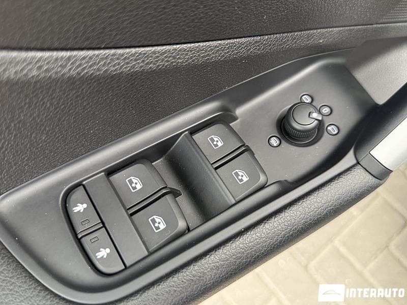 Audi Q2 2021 — Миниатюра 17