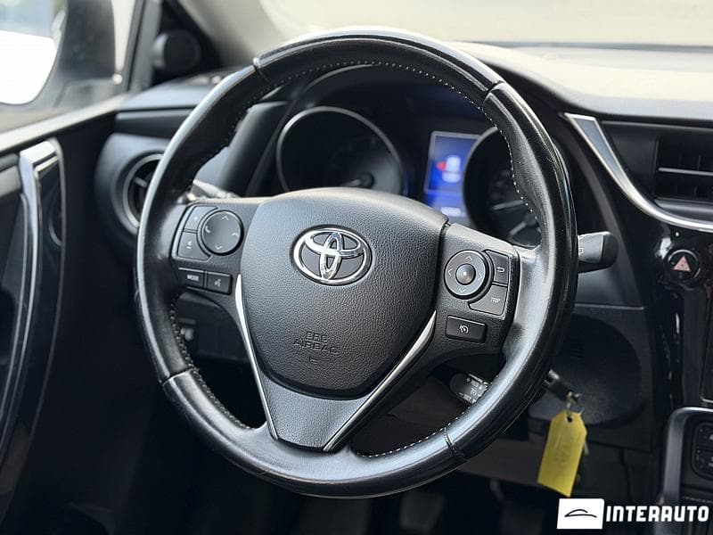Toyota Auris 2016 — Миниатюра 9