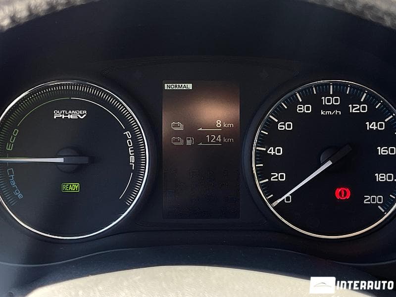 Mitsubishi Outlander 2014 — Миниатюра 12