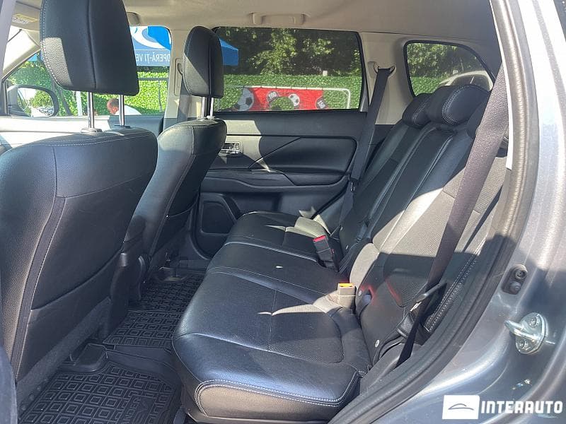 Mitsubishi Outlander 2014 — Миниатюра 19