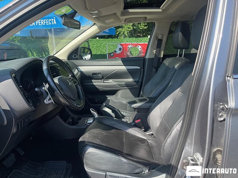 Mitsubishi Outlander 2014 — Миниатюра 8