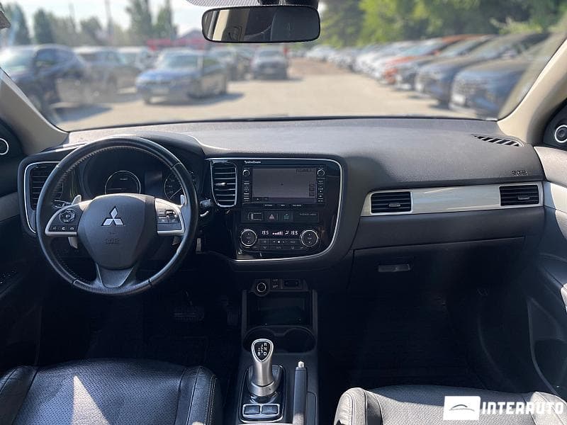 Mitsubishi Outlander 2014 — Миниатюра 20