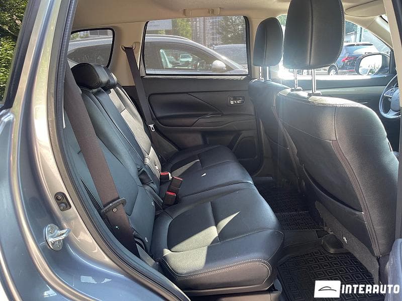 Mitsubishi Outlander 2014 — Миниатюра 21