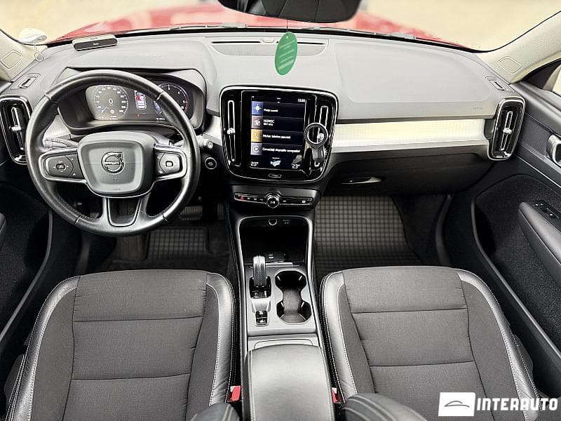 Volvo XC 40 2019 — Миниатюра 7