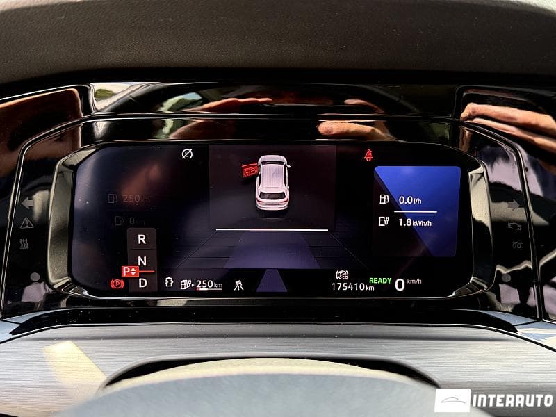 Volkswagen Golf eHybrid 2022 — Миниатюра 9
