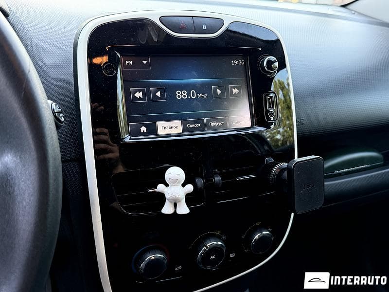 Renault Clio 2015 — Миниатюра 11