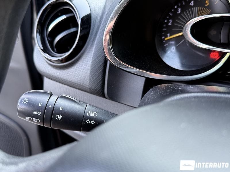 Renault Clio 2015 — Миниатюра 9