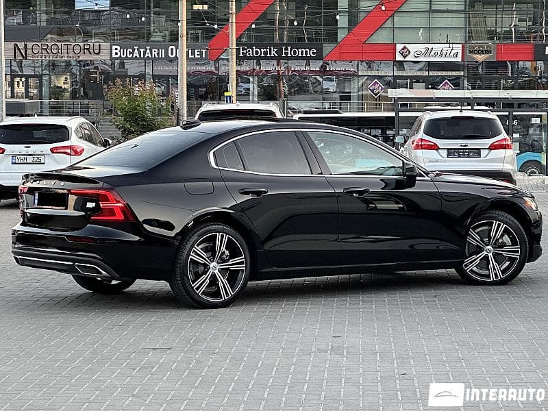 Volvo S 60 2022 — Миниатюра 3