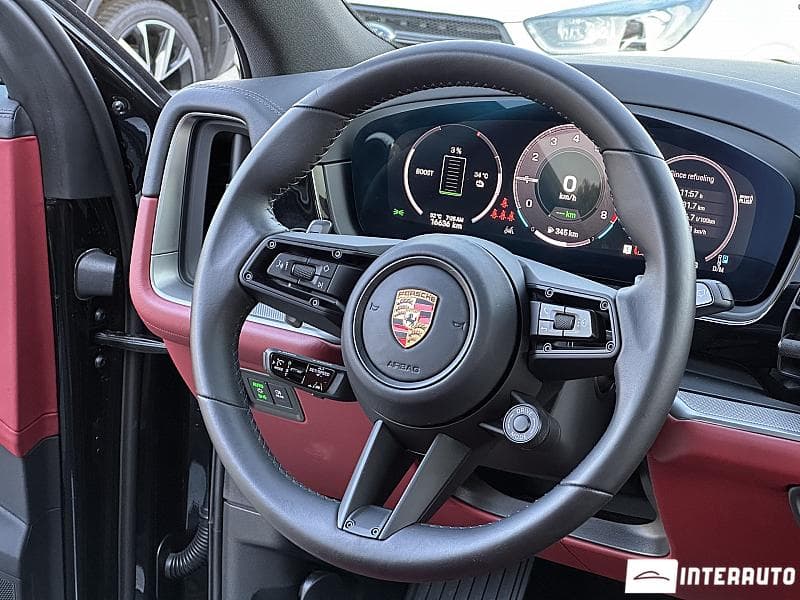 Porsche Cayenne E-Hybrid 2024 — Миниатюра 7