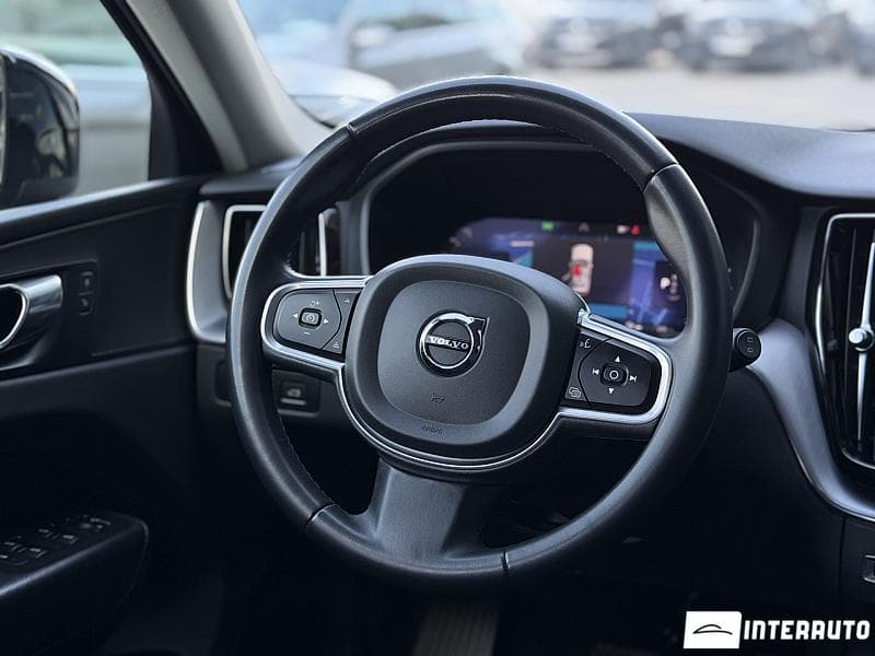 Volvo XC 60 2021 — Миниатюра 10