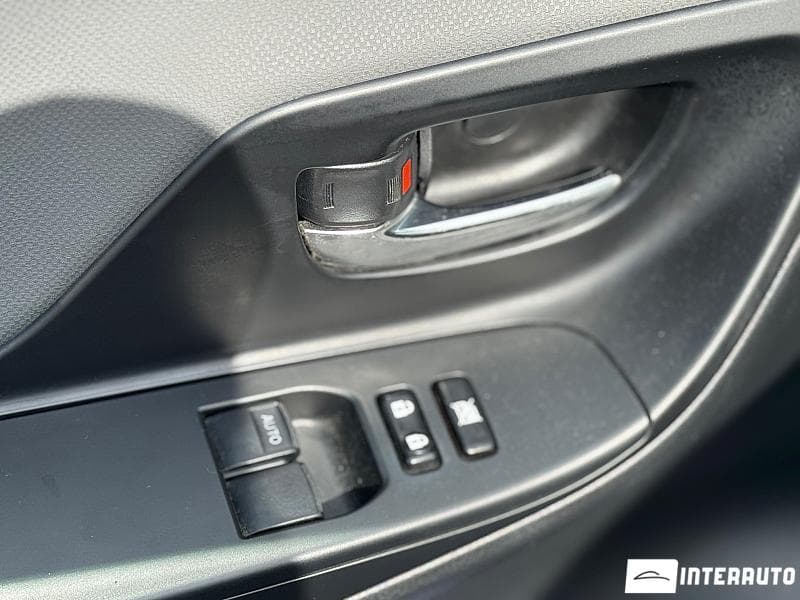 Toyota Yaris 2014 — Миниатюра 5
