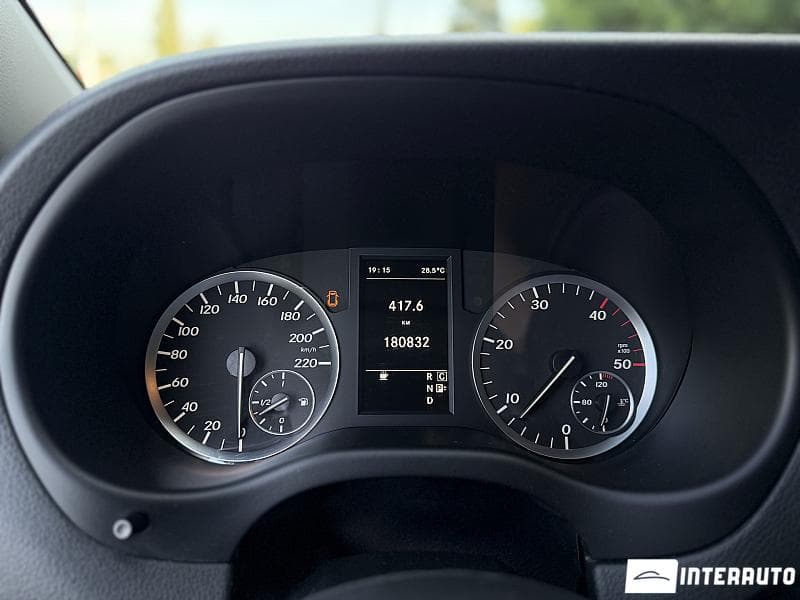Mercedes Vito 2019 — Миниатюра 9