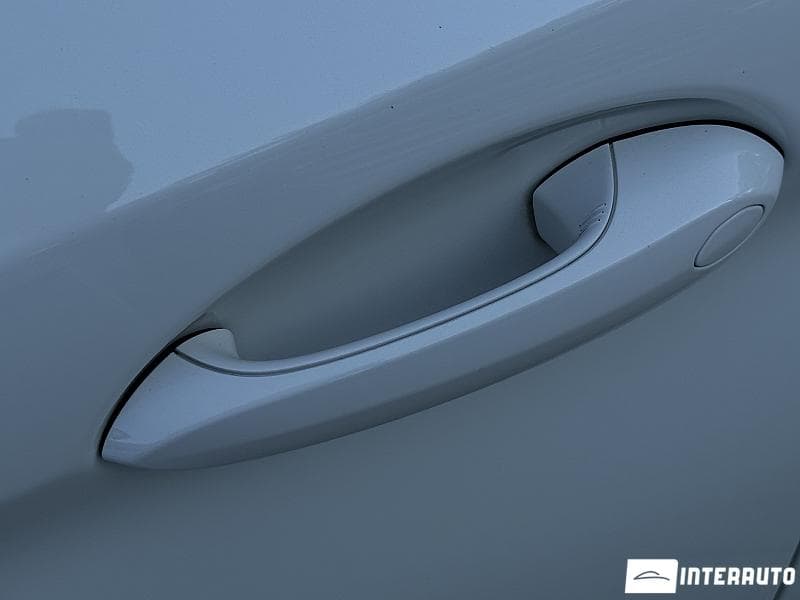 BMW 530e 2019 — Миниатюра 17