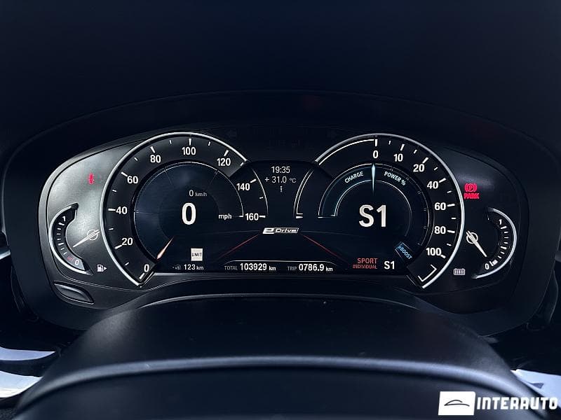 BMW 530e 2019 — Миниатюра 8