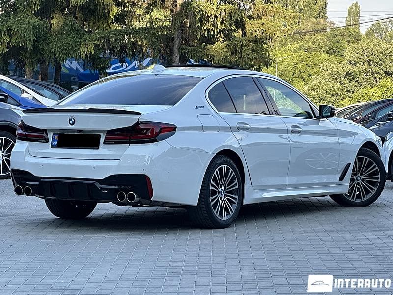 BMW 530e 2019 — Миниатюра 3