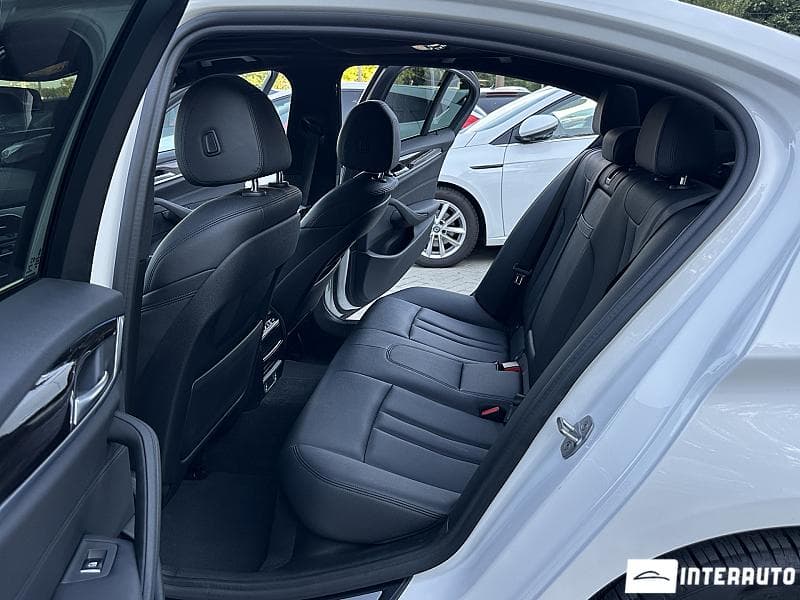 BMW 530e 2019 — Миниатюра 14