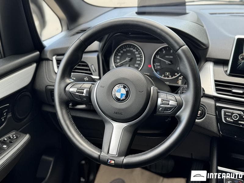 BMW 216d 2016 — Миниатюра 9