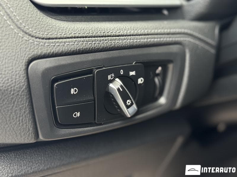 BMW 216d 2016 — Миниатюра 8