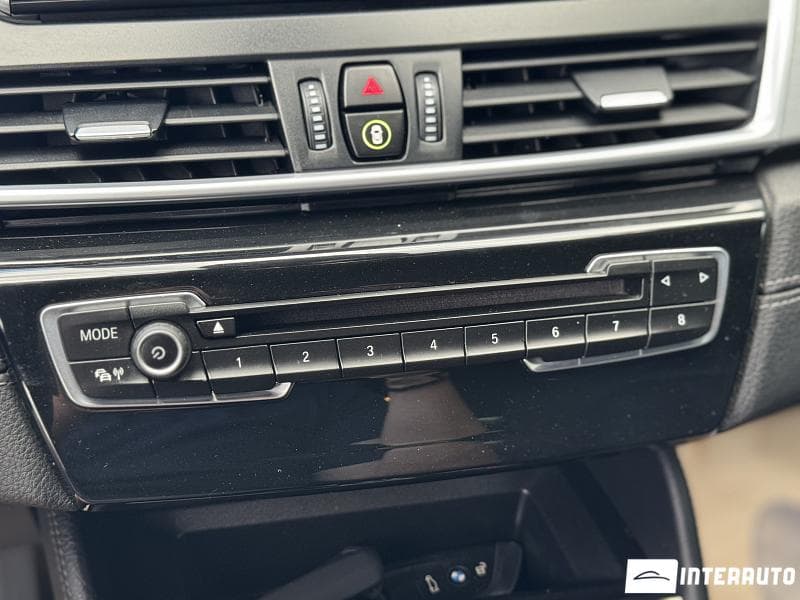 BMW 216d 2016 — Миниатюра 14