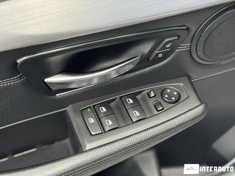 BMW 216d 2016 — Миниатюра 6