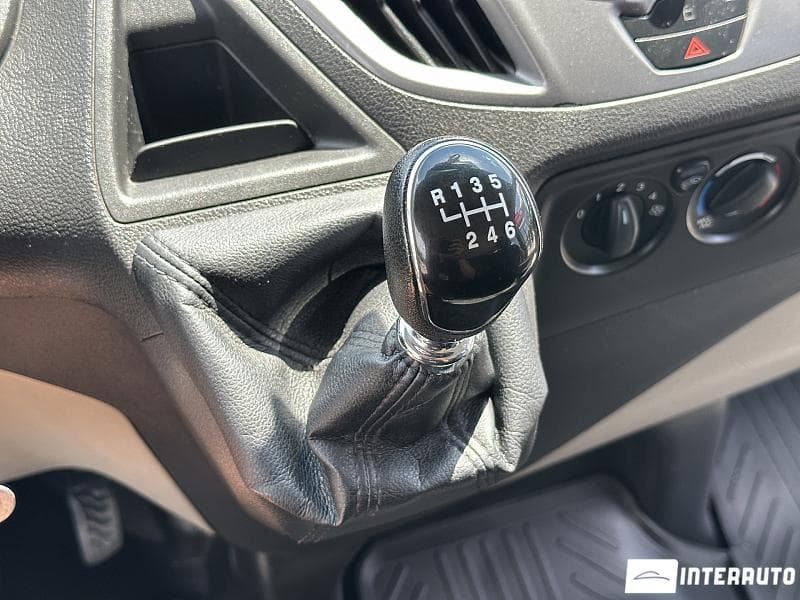 Ford Transit 2017 — Миниатюра 11