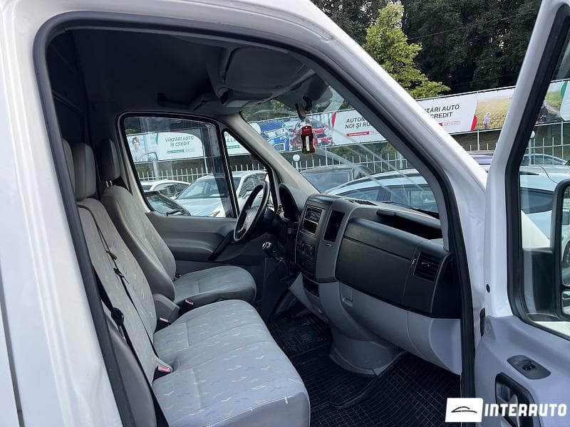 Volkswagen Crafter 2012 — Миниатюра 5
