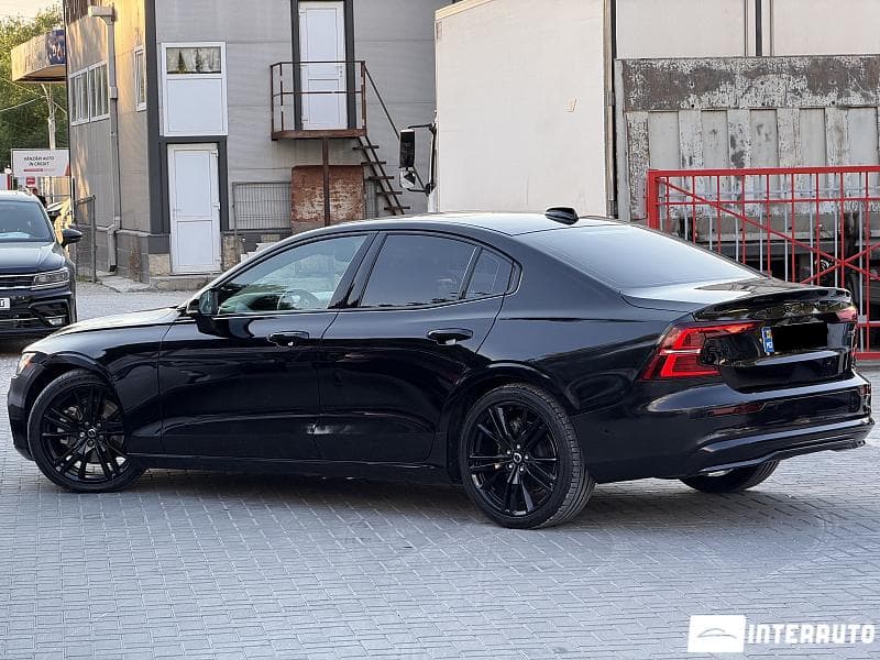 Volvo S 60 2023 — Миниатюра 3